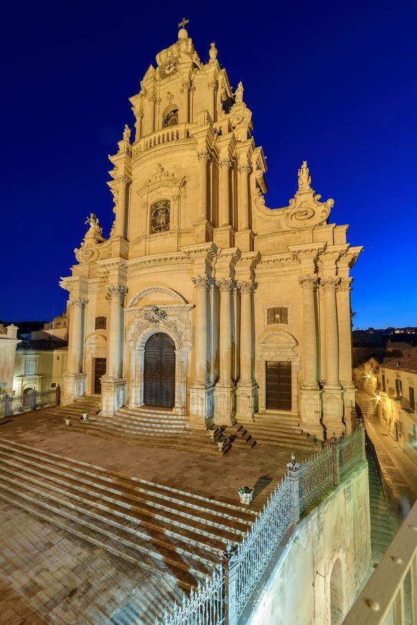 Appartamenti Vista Duomo - Ibla - Pomelia Рагуза Екстер'єр фото